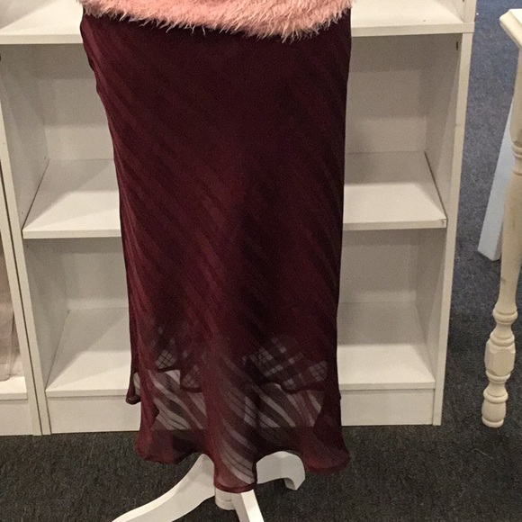 Skirt - Picture 2 of 2